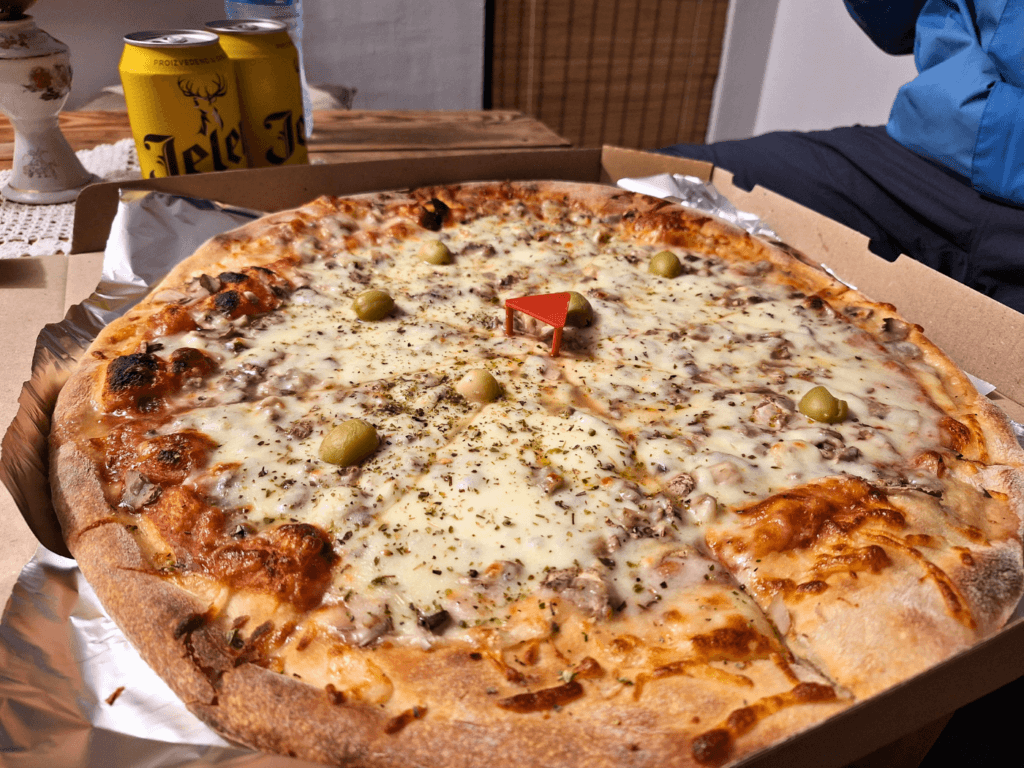 well-deserved pizza Grocka na Dunavu Serbia kayaking Danube