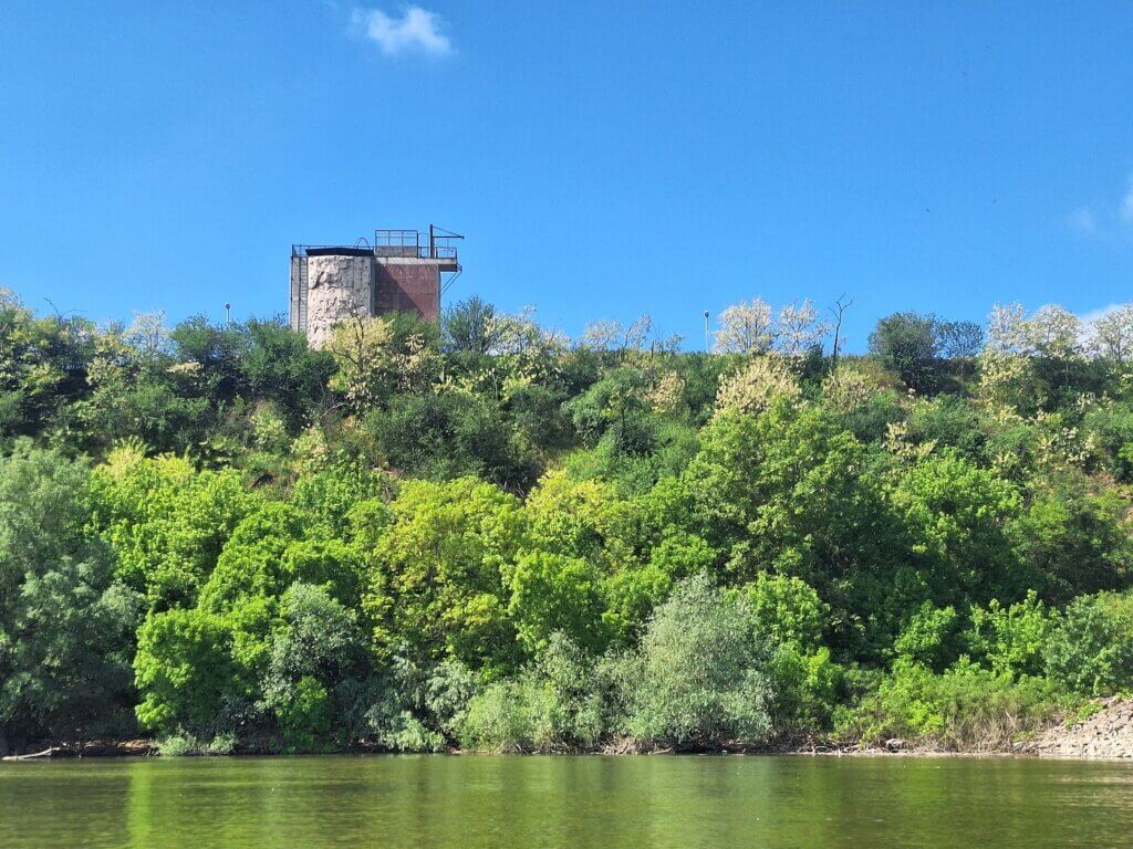 climbing wall Serbia Danube River shooting range