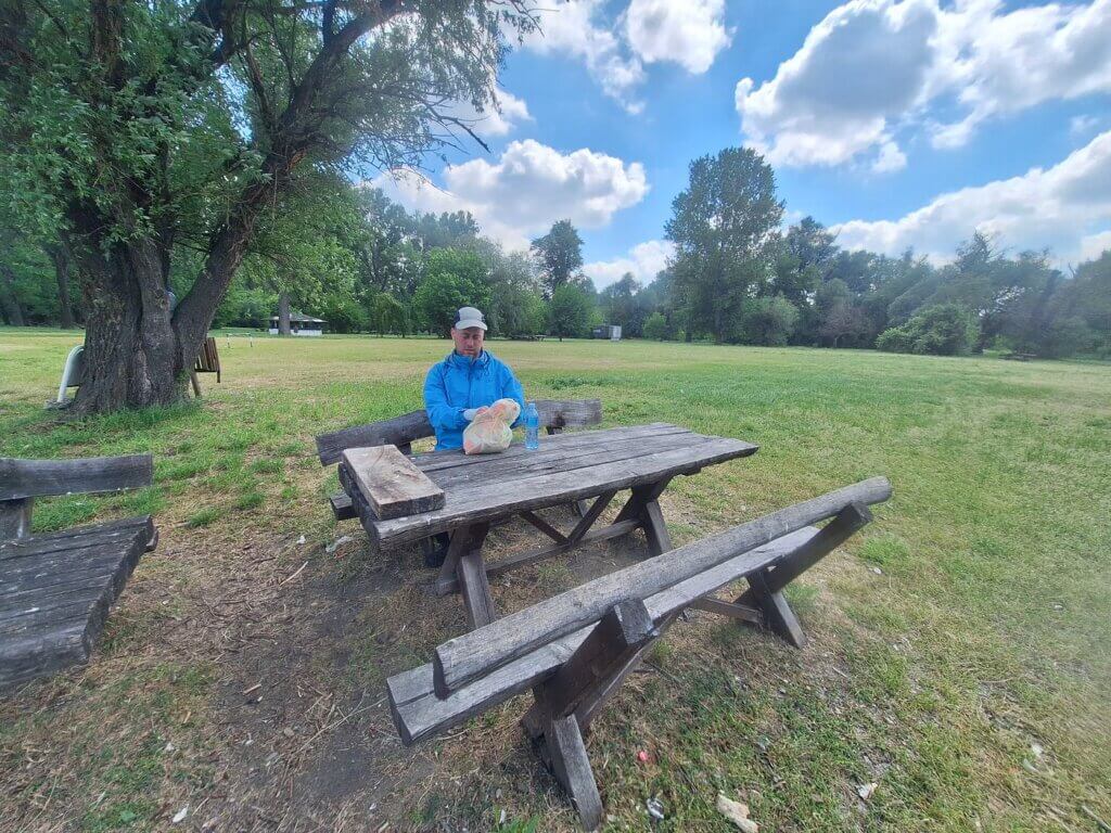 picnic break on Great War Island Veliko Ratno Ostrvo sandwich Jonas