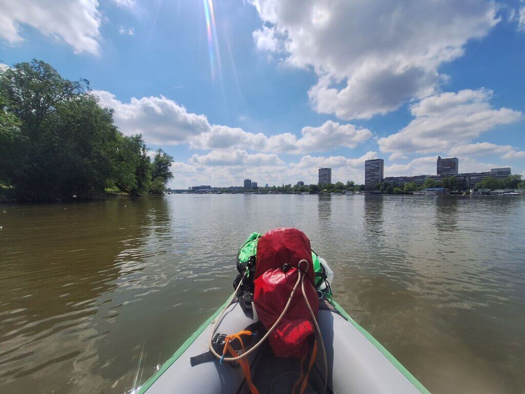 kayaking the Zemun New Belgrade arm of the Danube right around Veliko Ratno Ostrvo