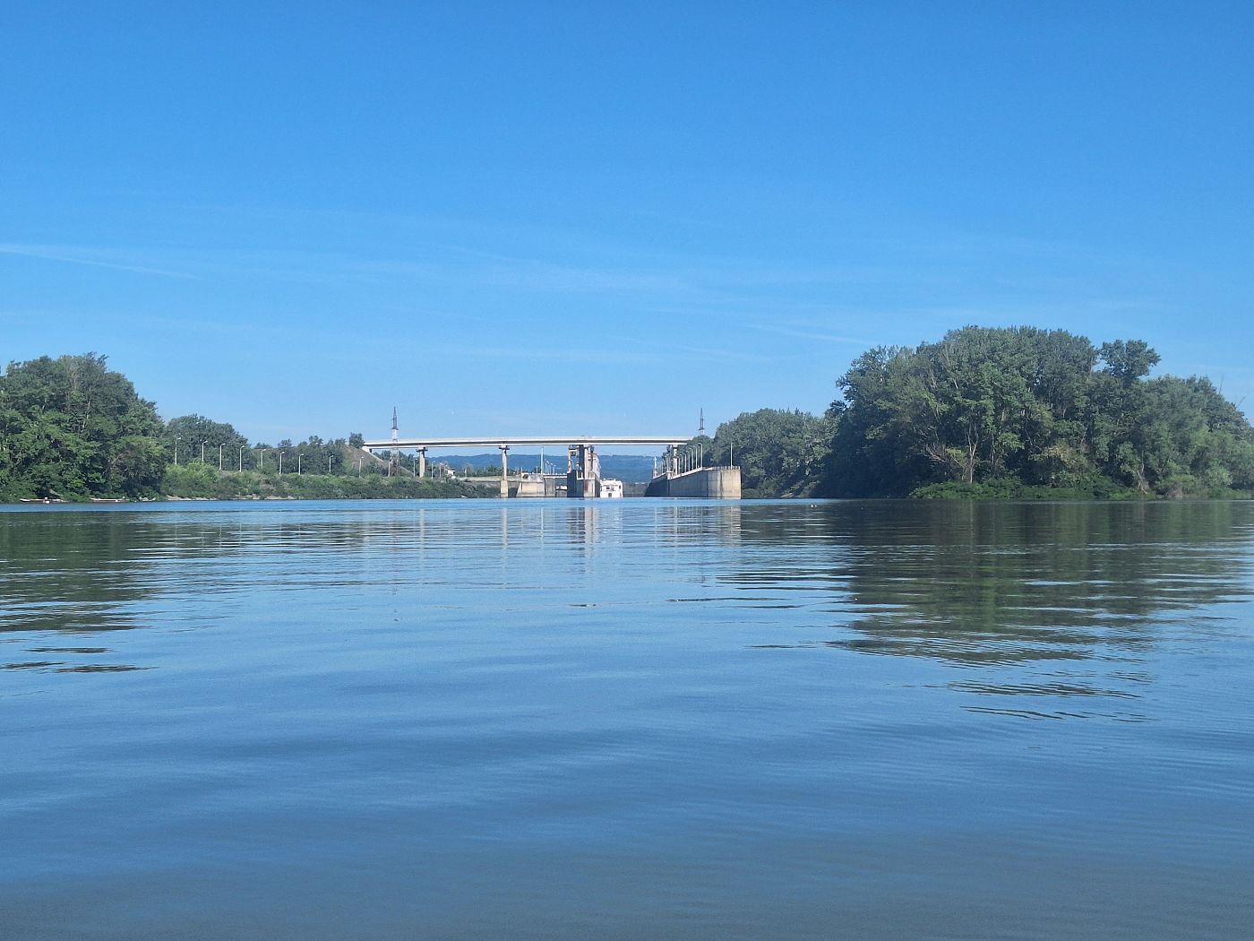 Romanian ship navigation lock Iron Gate II Portile de Fier II dam hydroelectric power station kayaking Gogosu branch