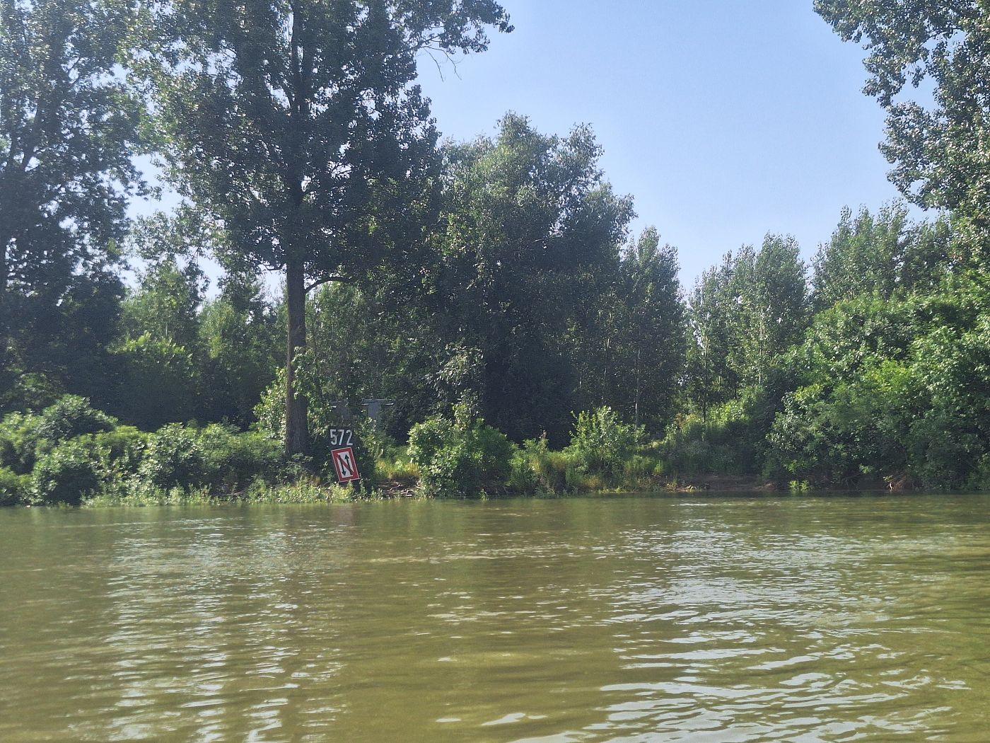 572 kilometers to go to the Black Sea Golyama Burzina Persin Belene island fishing hut landing spot structure summer house Danube River