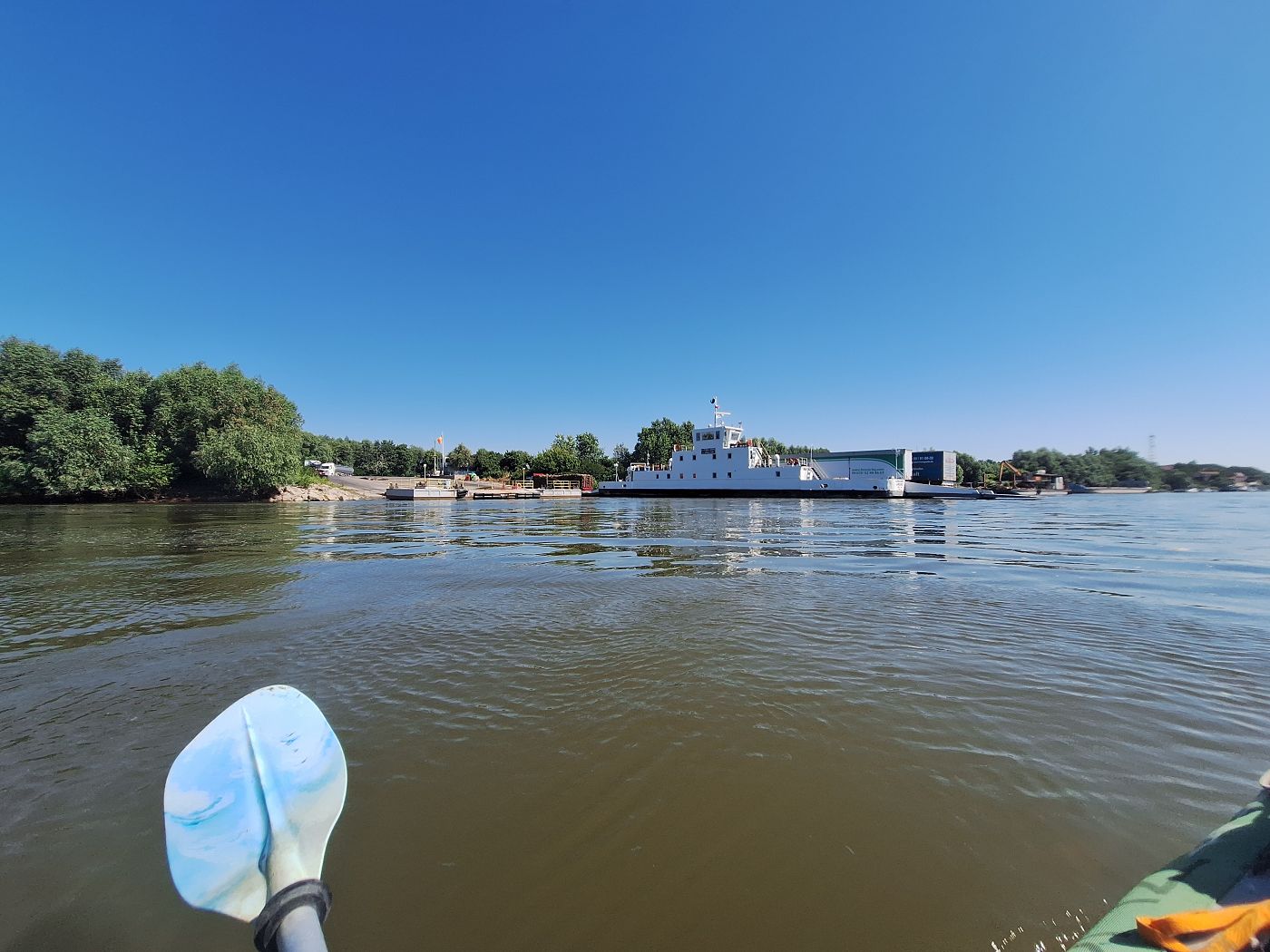 ferry Chiciu Calarasi Romania to Silistra Bulgaria trucks cars border crossing Balkan before Schengen