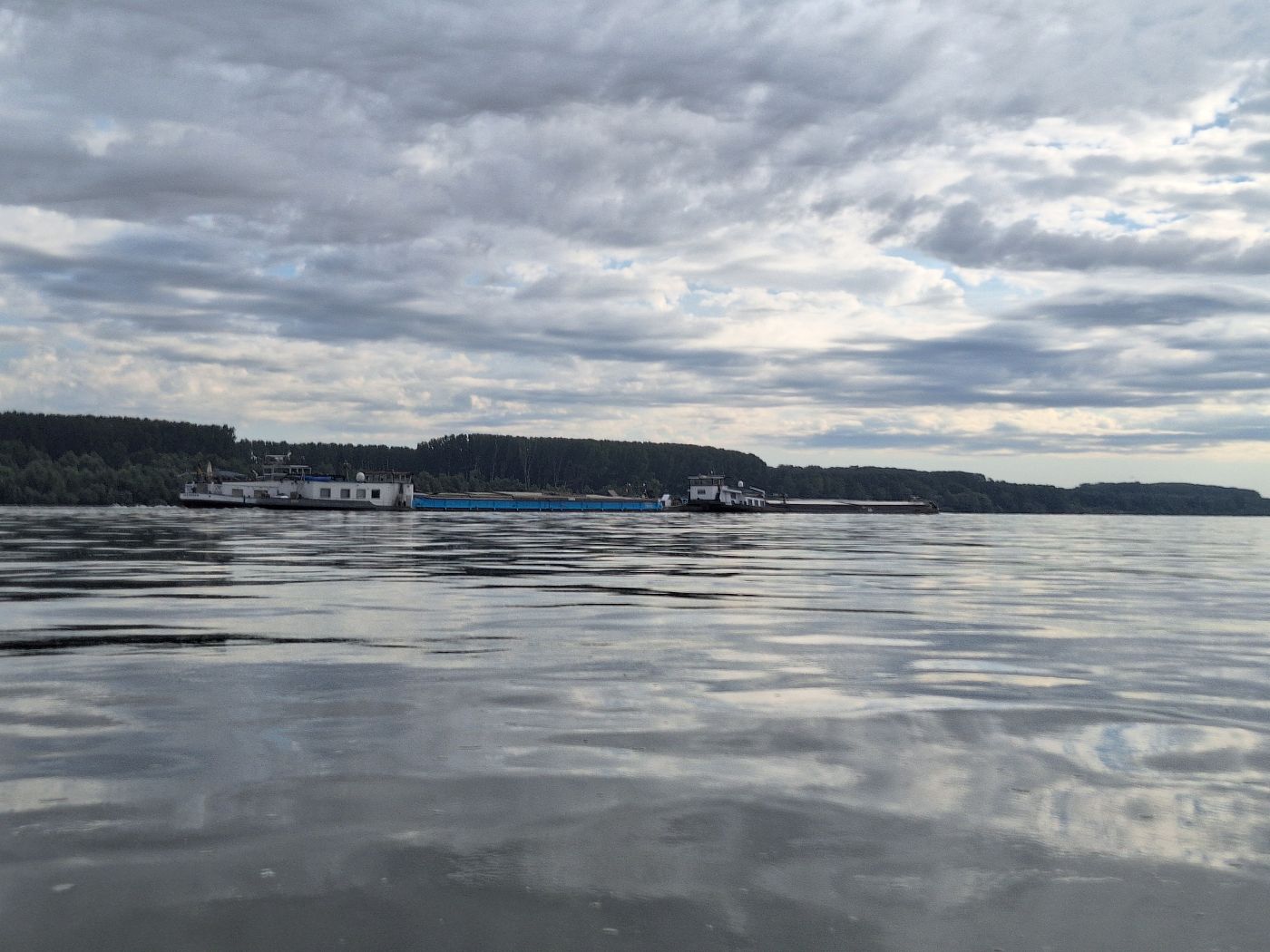 08 07 Slovak inland shipping ship Danube Bulgaria Romania Slovakian flag convoy downstream