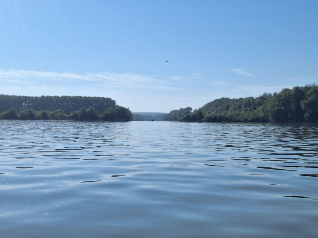 fishing motorboat Danube River Bratul Iepurasului island Iepurasul Ostrovul kayaking Oltina Pensiunea Andreea