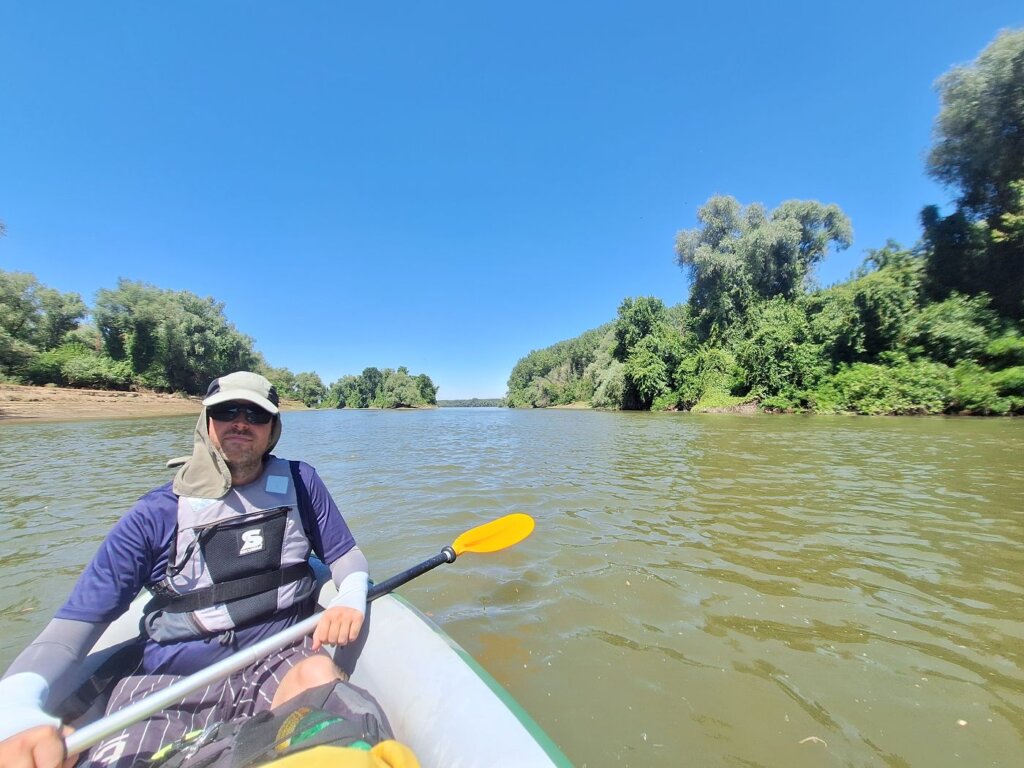 Jonas kayaking Jianu Branch Bratul Romania Ostrov Island Pacuiul lui Soare Danube paddling travel