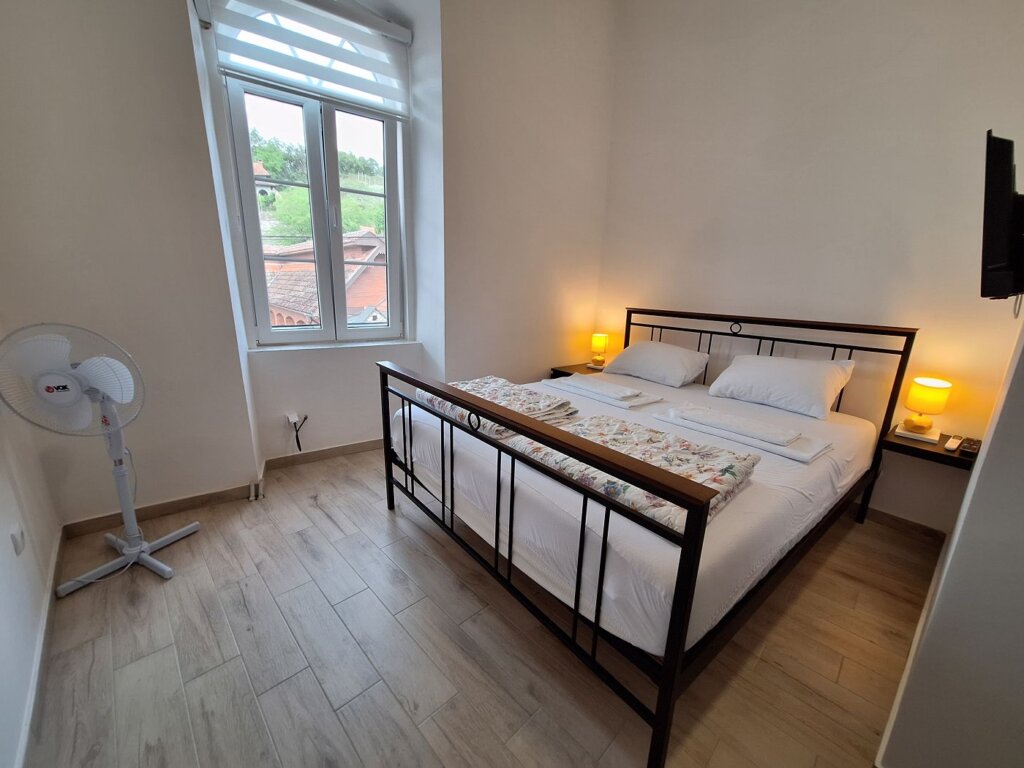 accommodation in Serbia Ram Fortress rooms Rajski horizont bedroom simple room