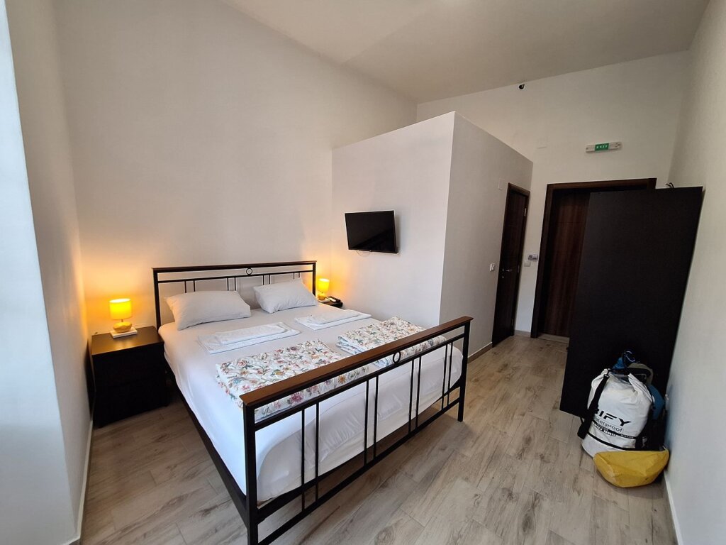 accommodation in Serbia Ram Fortress bed bedroom private bathroom Rajski Horizont