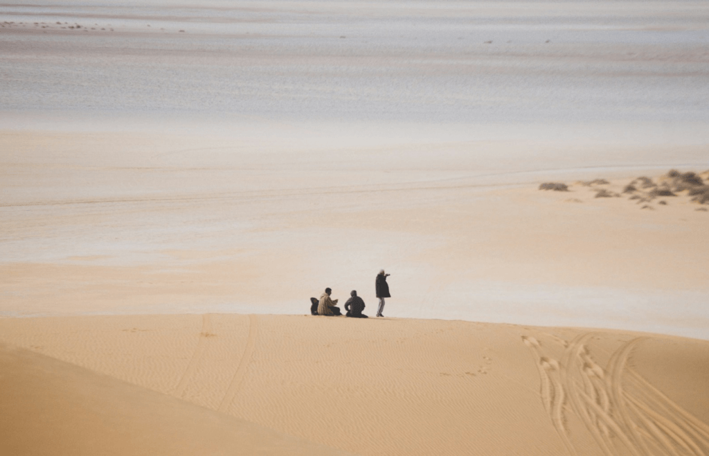 m-t-elgassier-JBW6_d_eRzA-unsplash Libya desert sebkha