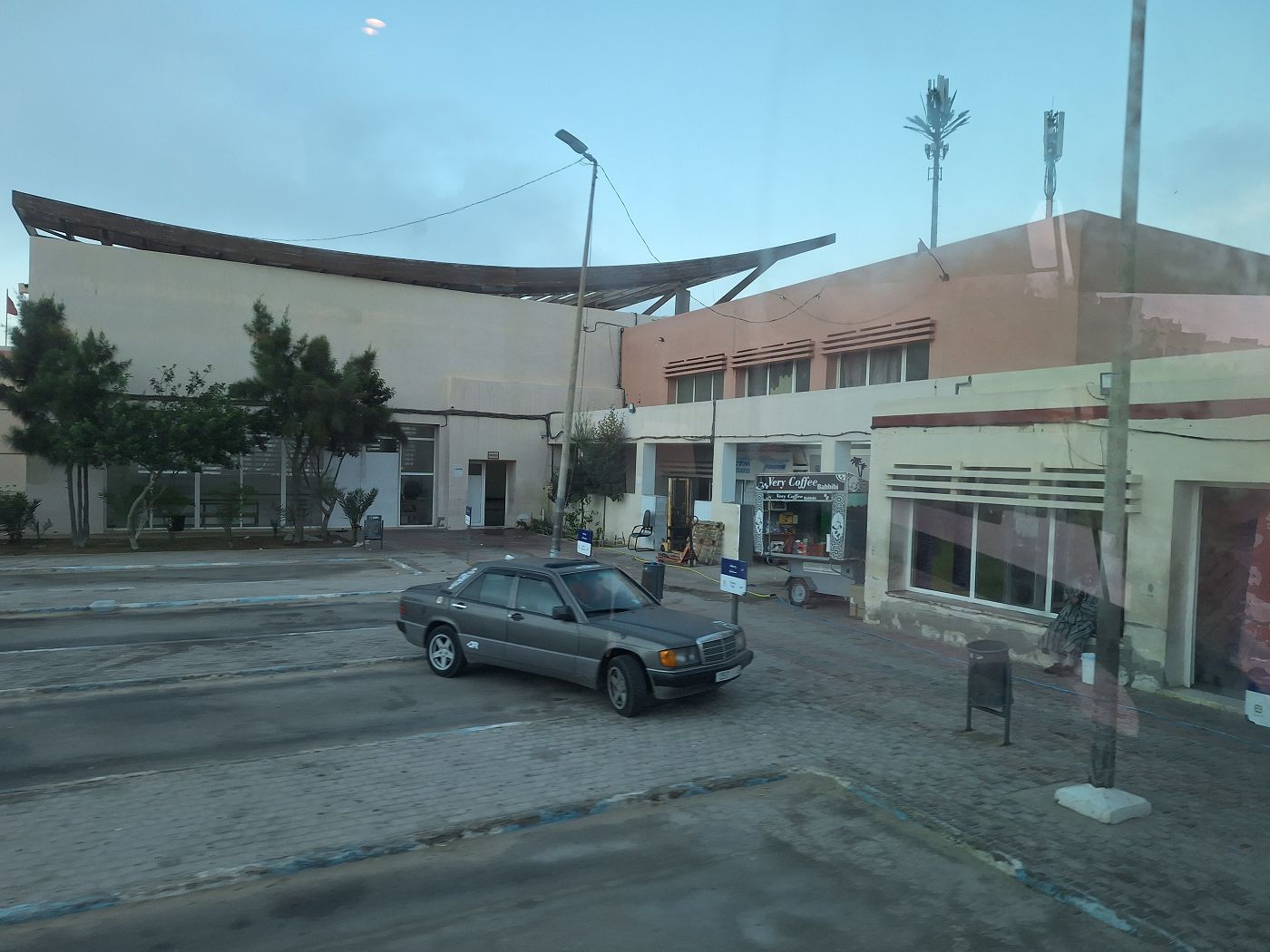 big gare routiere Dakhla Western Sahara Morocco bus station departure Guerguerat