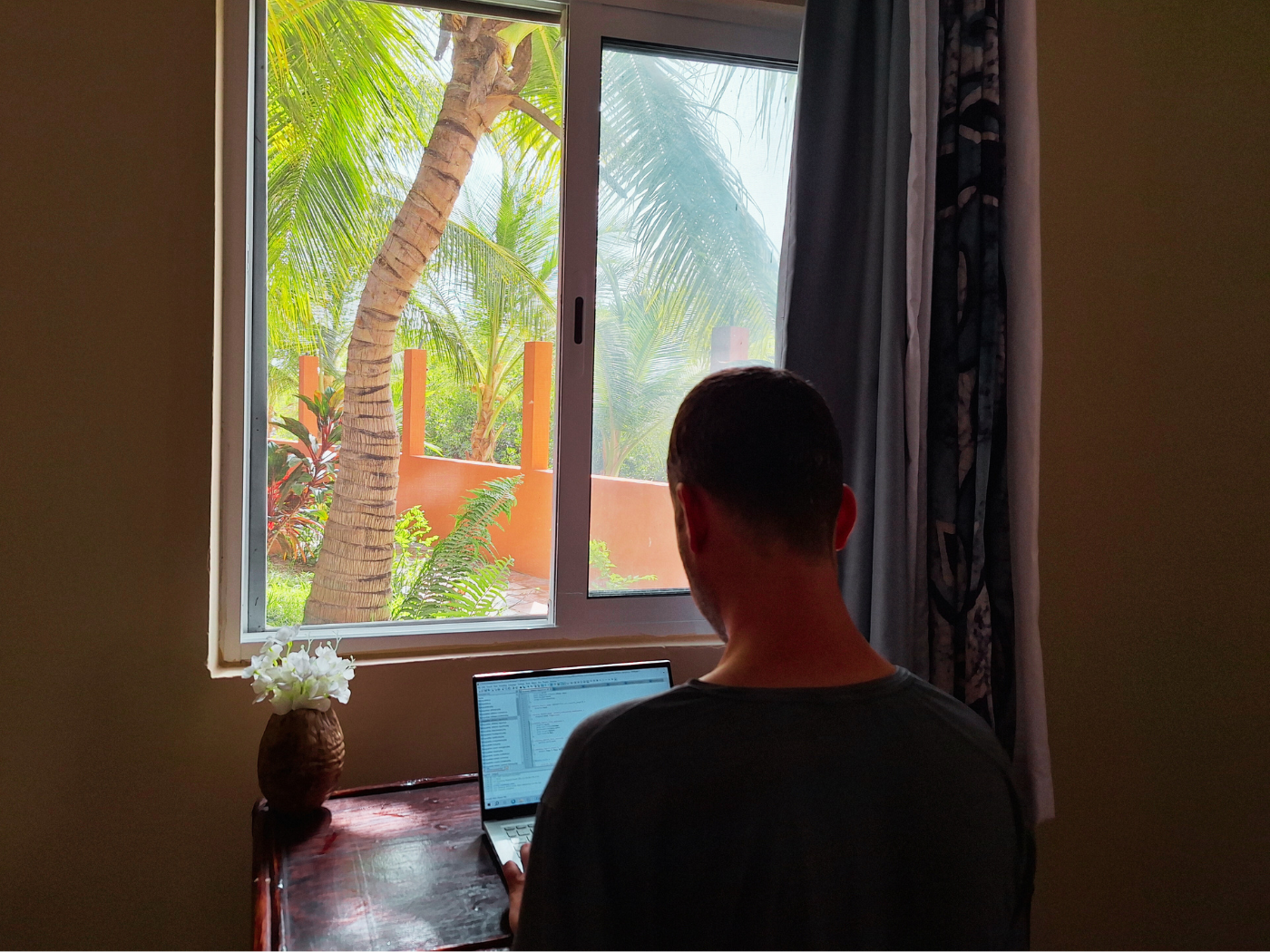 Jonas digital nomad Cacheu Guinea-Bissau Bissau West Africa travel tethering SIM card hotel WiFi