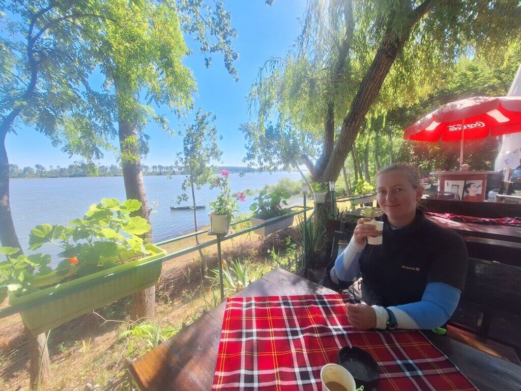 Ratsiaria café restaurant Danube views Iris Veldwijk coffee landing spot kayaking break pause Bulgaria