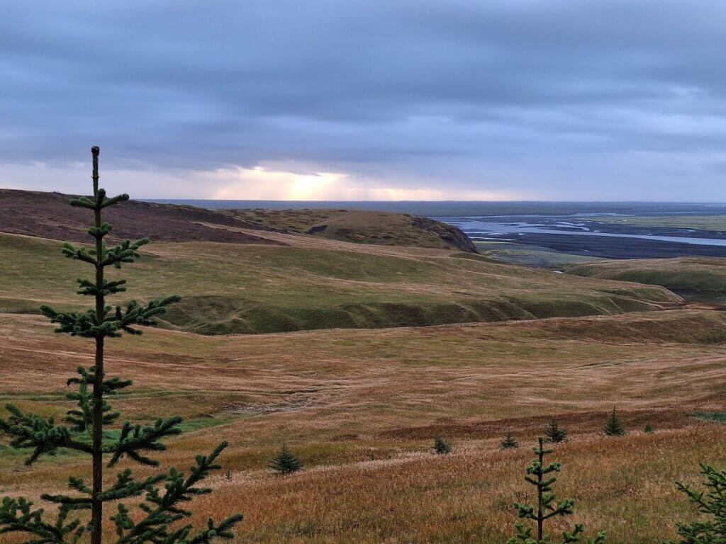 surrounding nature south Iceland hotel Hrífuness