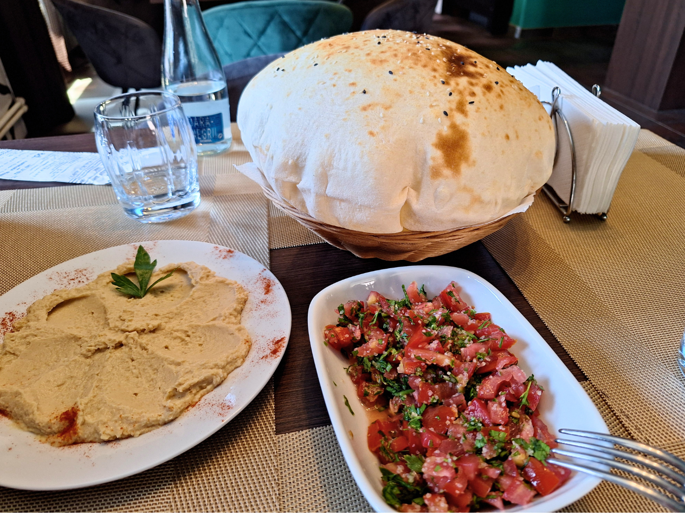 Lunch at Saray Cernavoda Turkish restaurant vegetarian food in Romania hummus salad bread